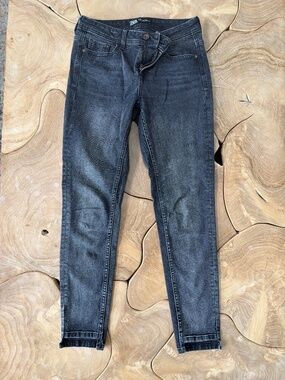 Zara skinny jeans women/teen size 02